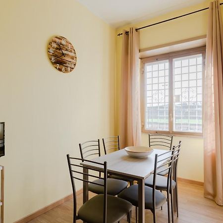 Le Rondini Apartment, 5 Persone, 2 Balconi, Policlinico Tor Vergata E Casilino Rome Exterior photo
