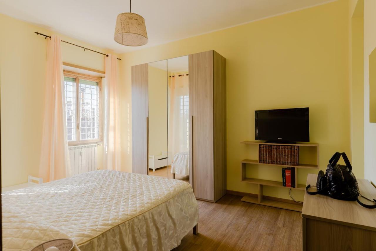 Le Rondini Apartment, 5 Persone, 2 Balconi, Policlinico Tor Vergata E Casilino Rome Exterior photo