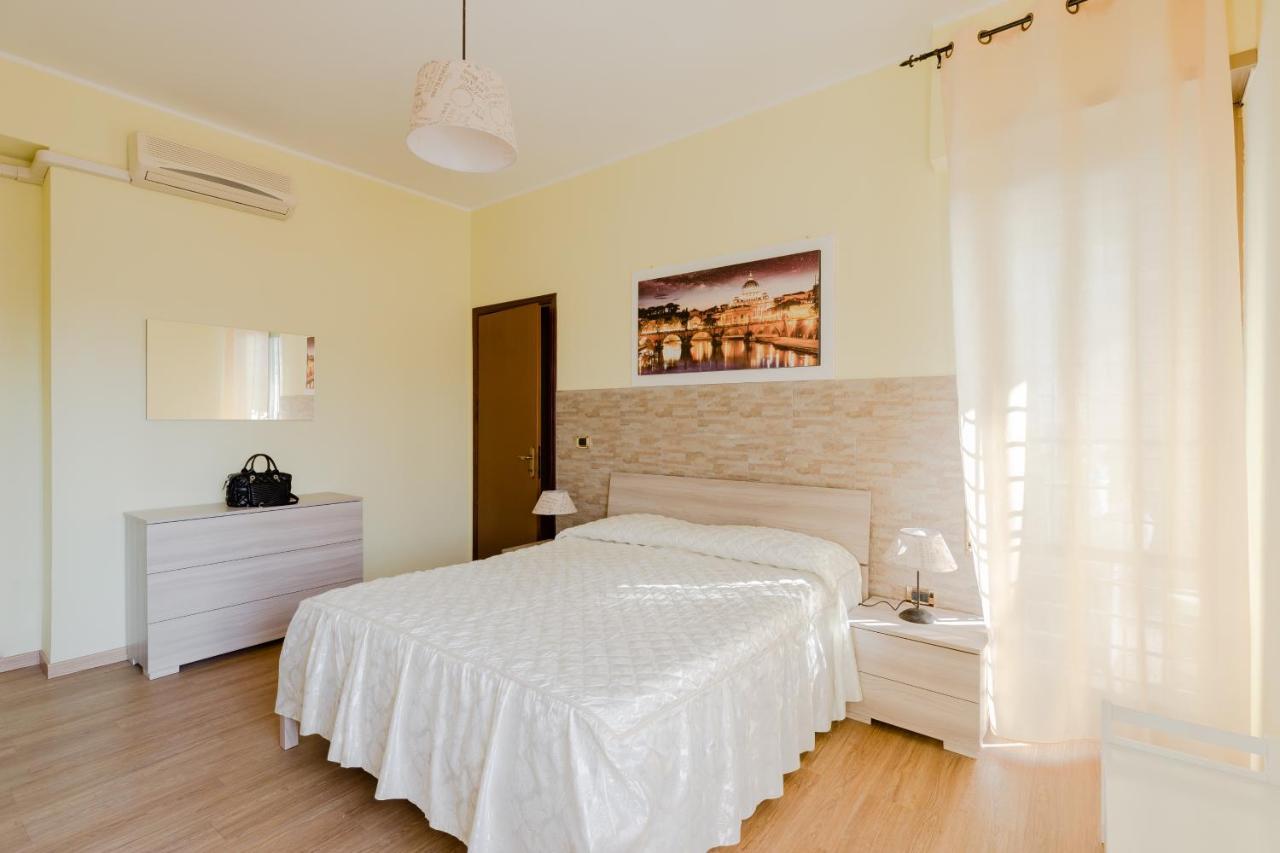 Le Rondini Apartment, 5 Persone, 2 Balconi, Policlinico Tor Vergata E Casilino Rome Exterior photo