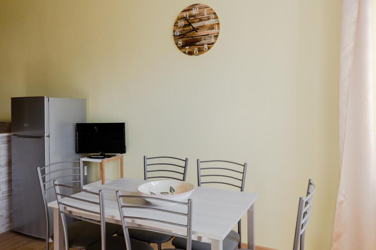 Le Rondini Apartment, 5 Persone, 2 Balconi, Policlinico Tor Vergata E Casilino Rome Exterior photo
