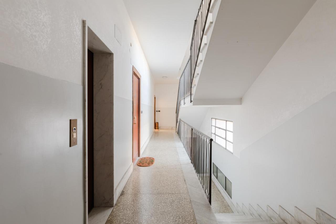 Le Rondini Apartment, 5 Persone, 2 Balconi, Policlinico Tor Vergata E Casilino Rome Exterior photo